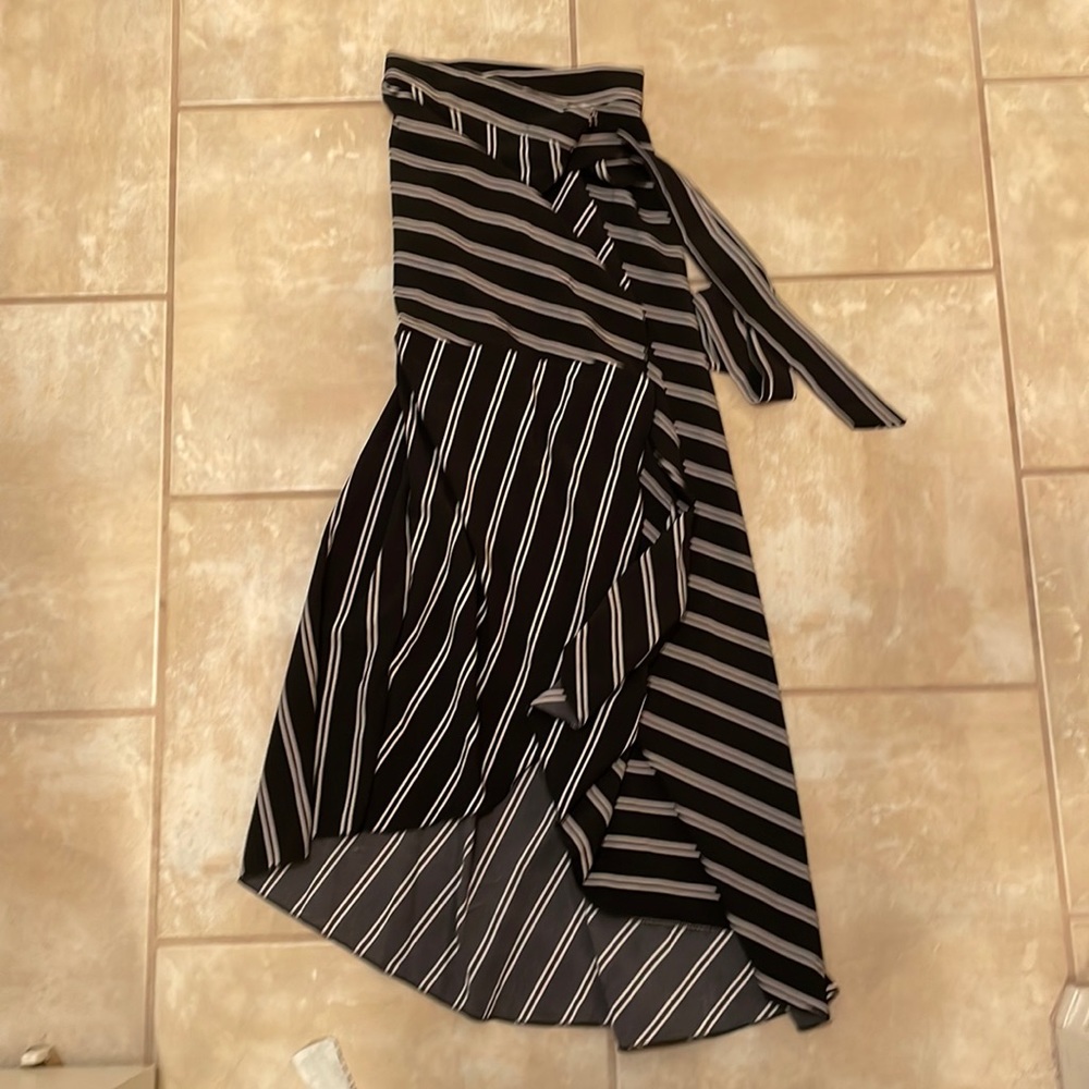 Wrap around skirt